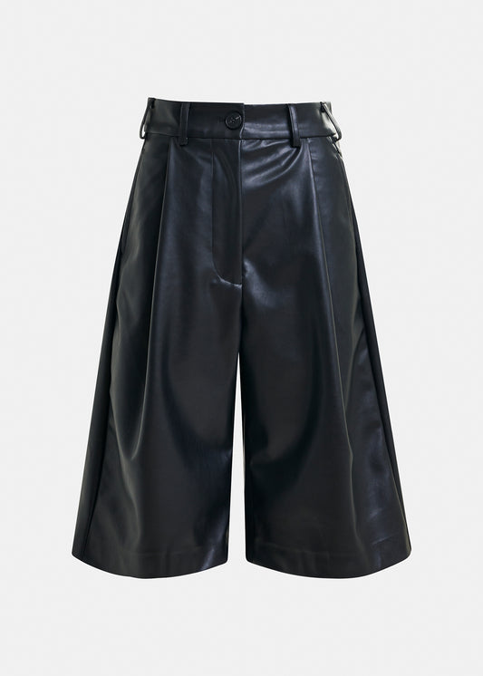 Itop faux leather shorts