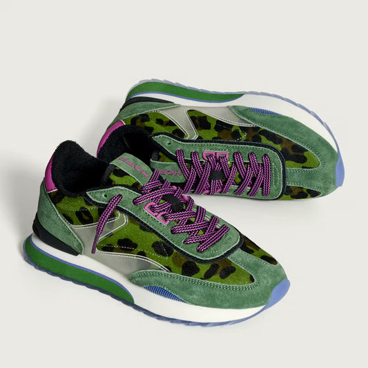 Art Sneakers in Green