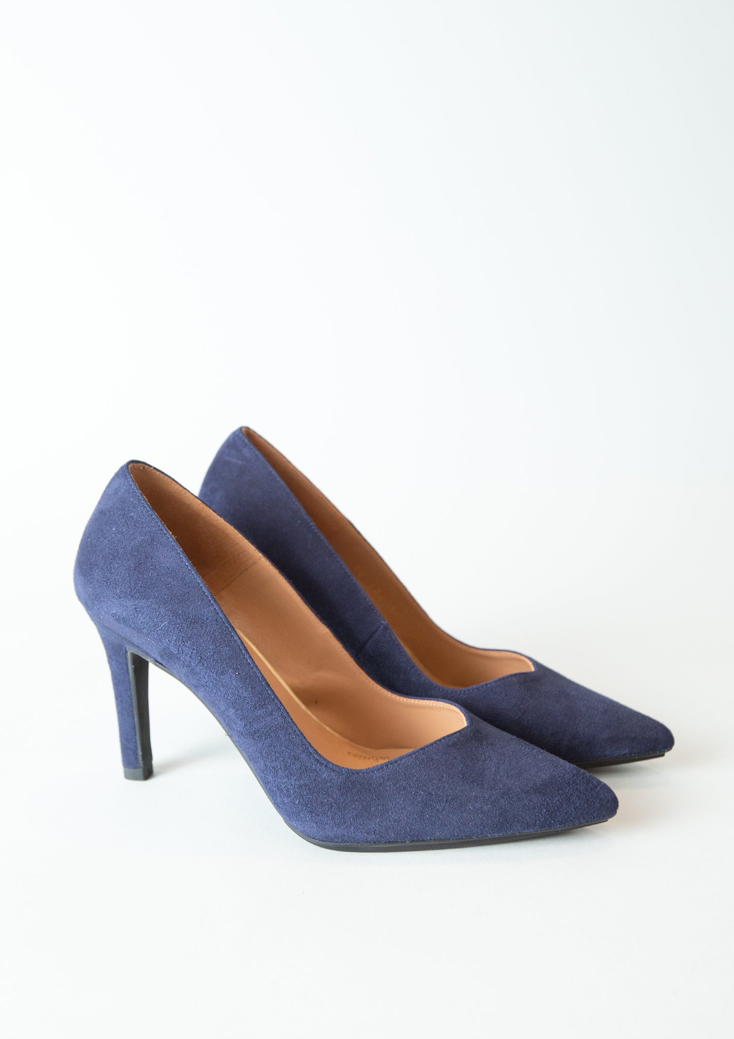 Rabot Heels in Navy Suede