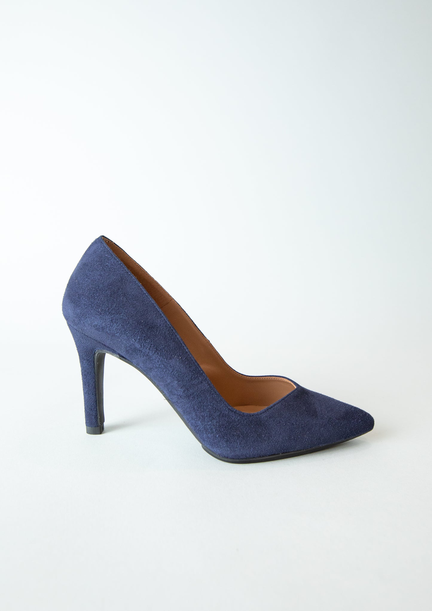 Rabot Heels in Navy Suede