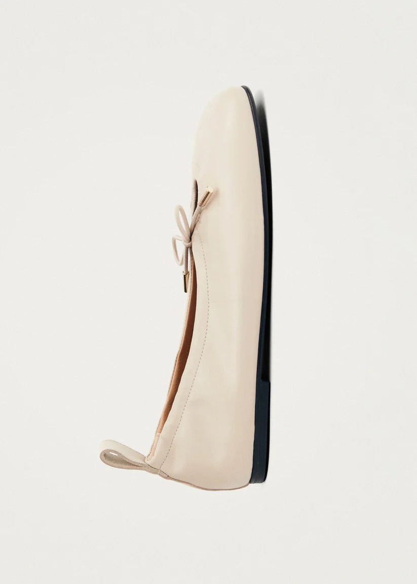 Rosalind Ballet Flats in Cream Leather