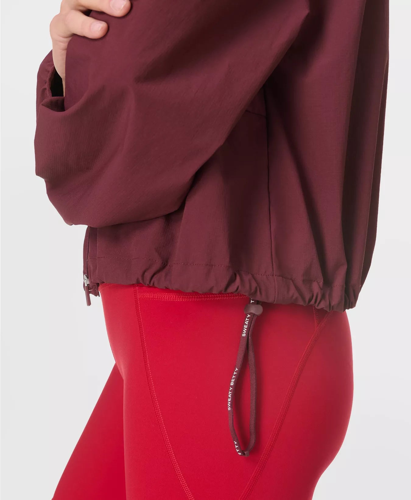 Training Shell Jacket in Garnet Red