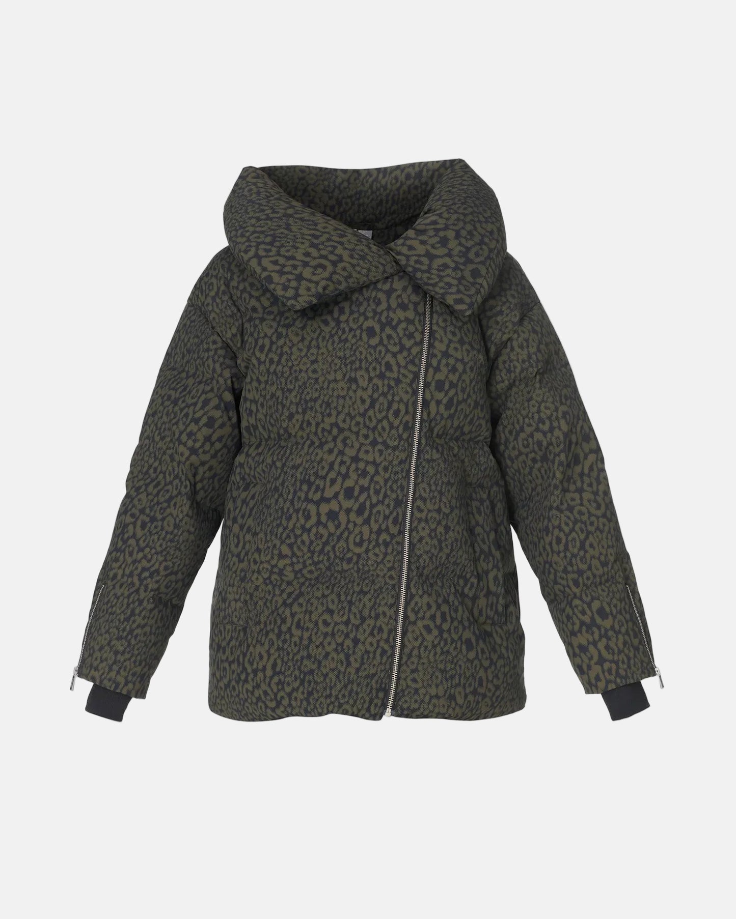 Nimbus Cloud Short Puffer in Green Leopard Print