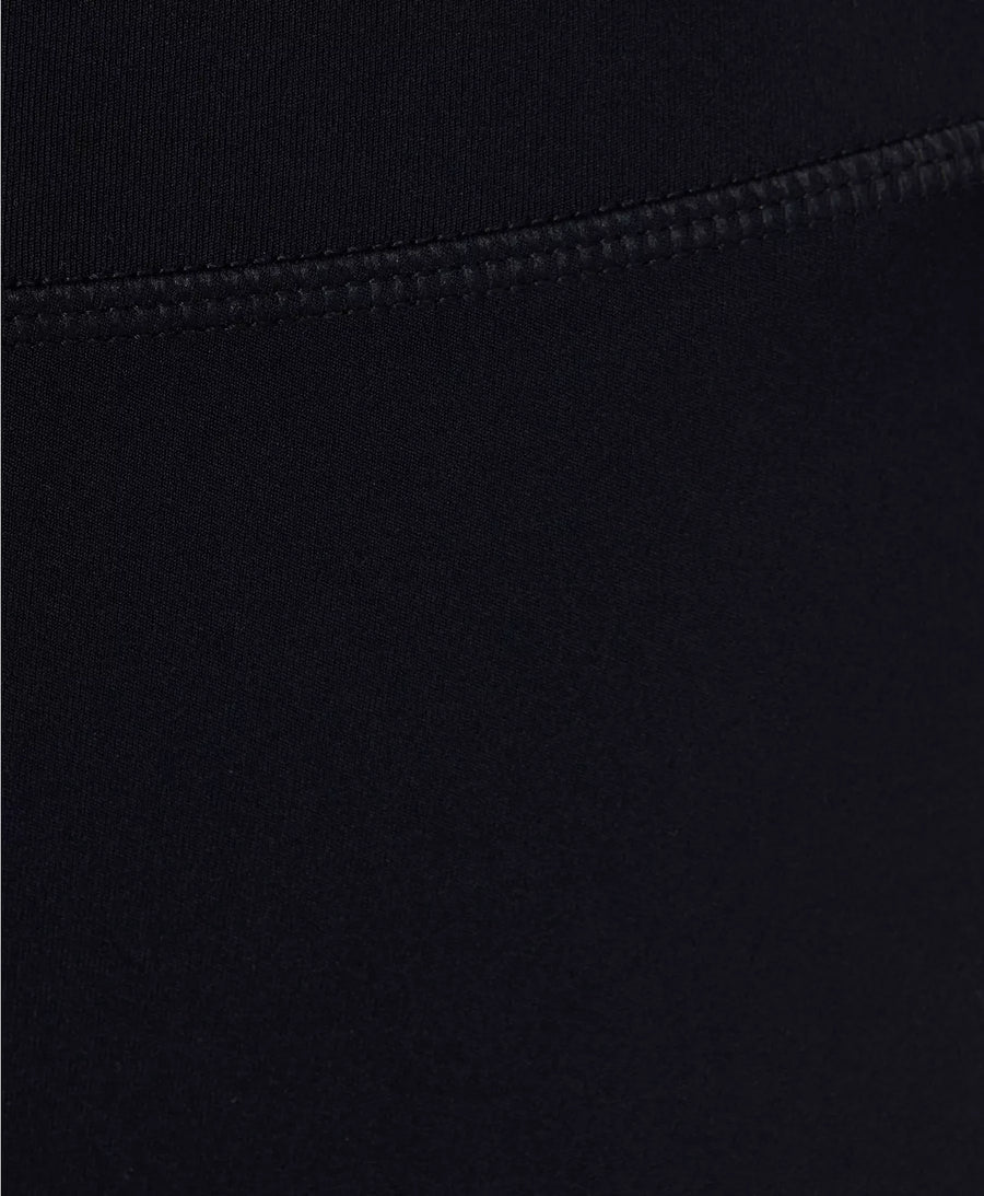 Ultimate 7/8 Yoga Leggings in Black