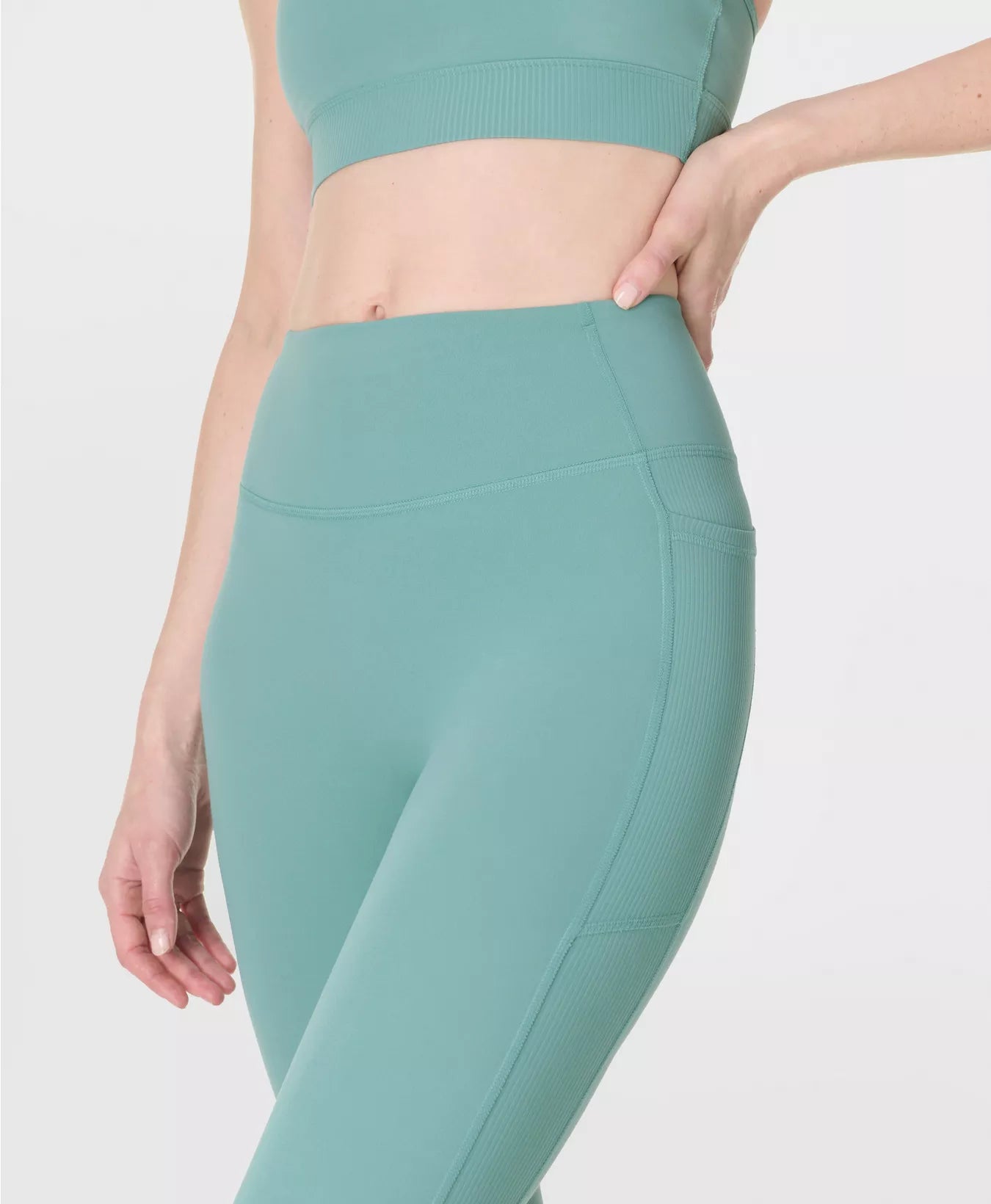 Ultimate Studio 7/8 Yoga Ribbed Leggings in Quartz Green