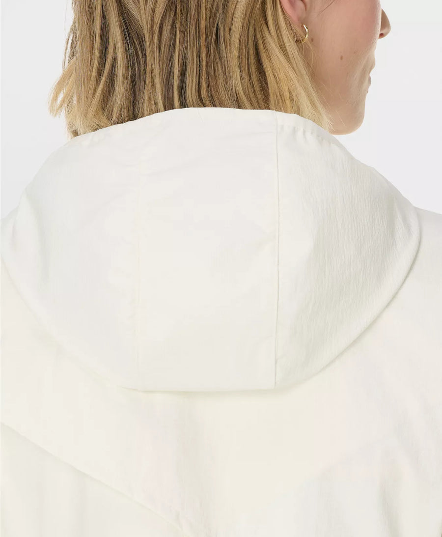 Ultimate Train Water Resistant Jacket in Lily White