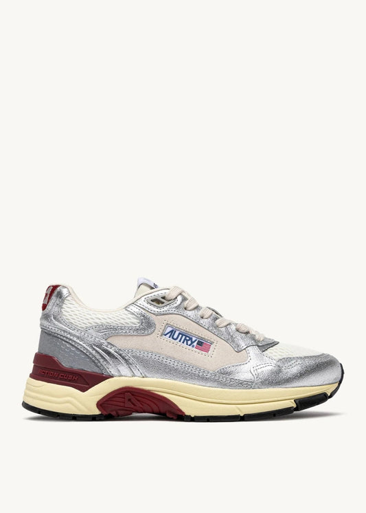 Hyperway Sneakers in Silver Leather And Mesh