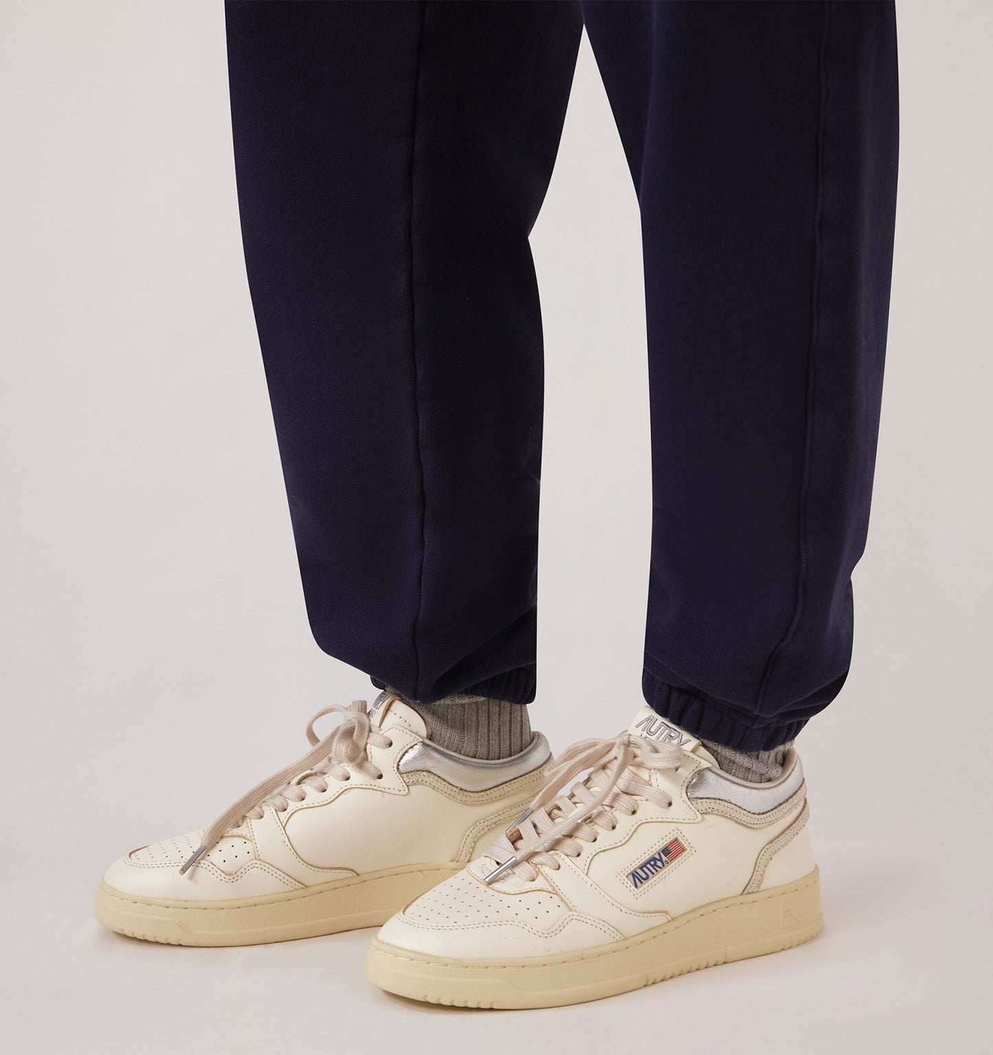 Med-Way Sneakes in Leather Color Marshmallow and Silver