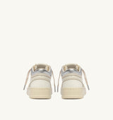 Med-Way Sneakes in Leather Color Marshmallow and Silver