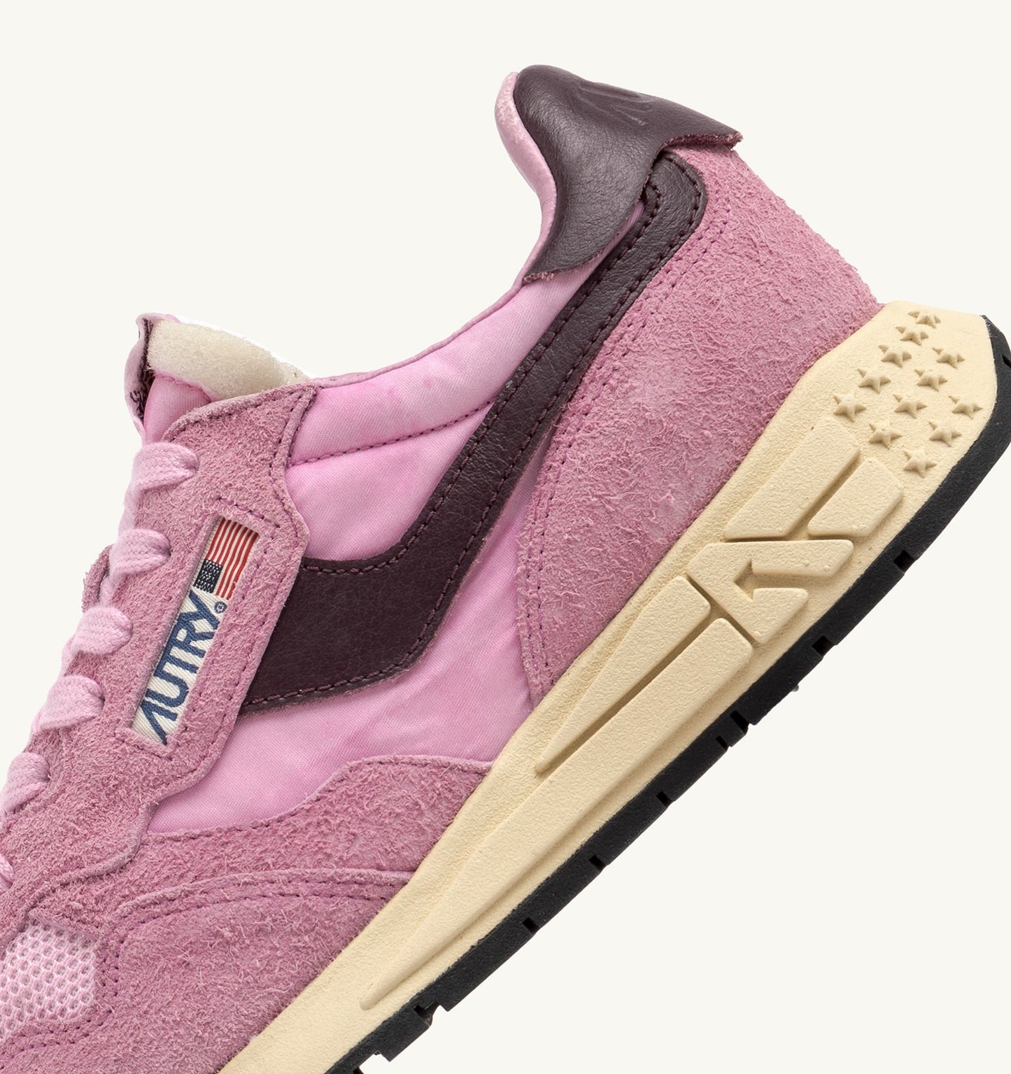 REELWIND LOW SNEAKERS IN ROSEATE AND ROSE SUEDE AND NYLON - AUTRY