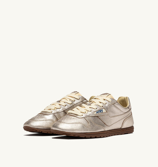 Windspin Sneakers   in Platinum/Ivory